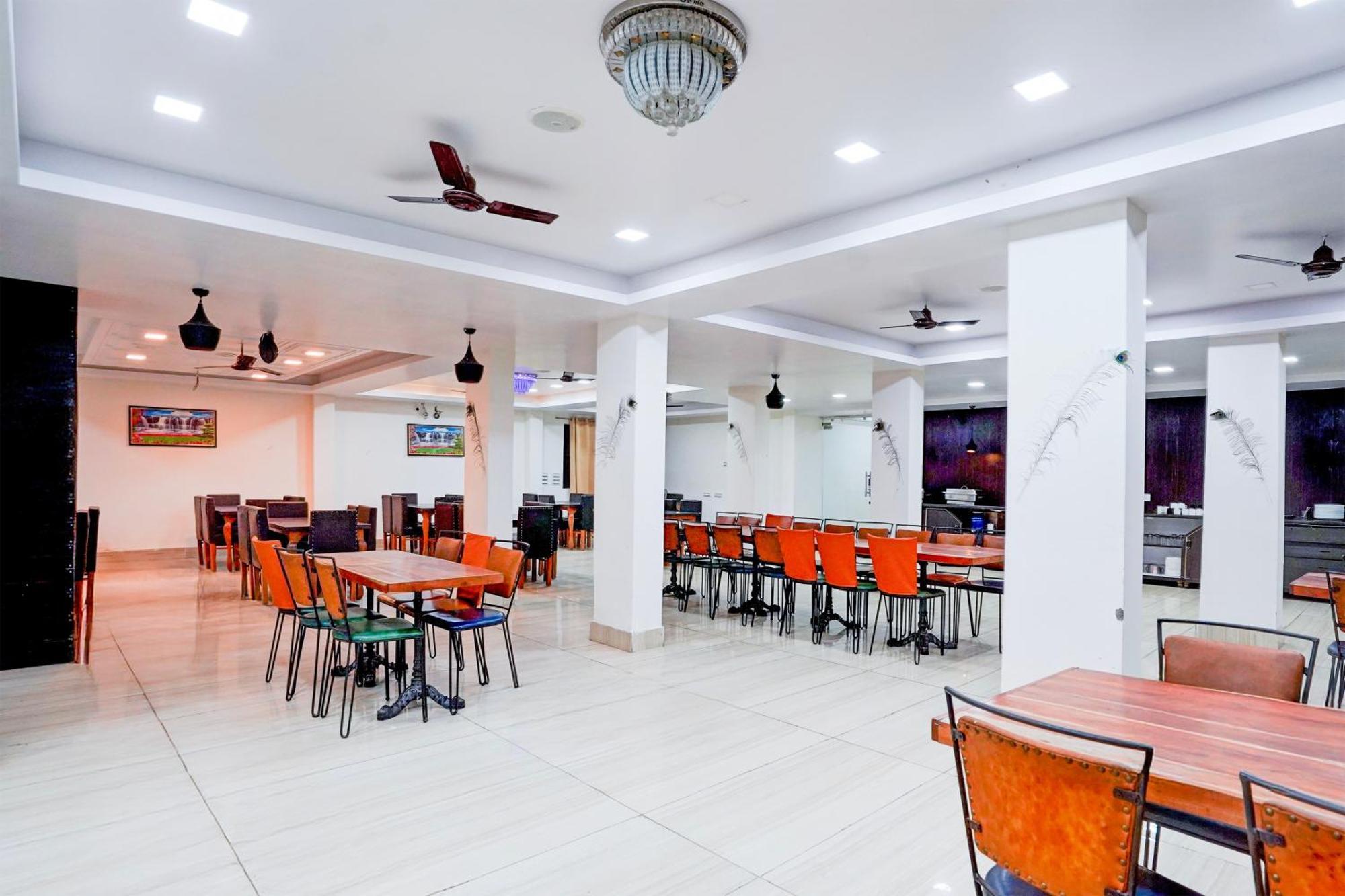 Super Townhouse Mall Road Near Library Chowk Mussoorie Exteriör bild