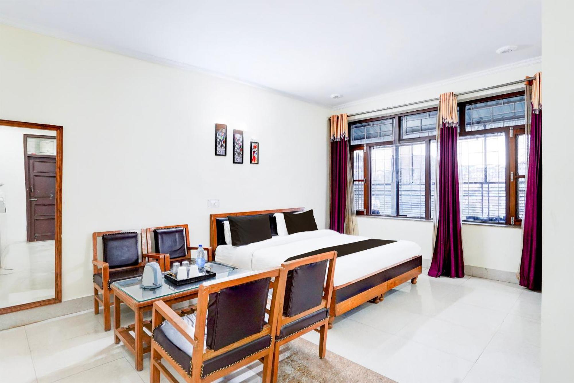 Super Townhouse Mall Road Near Library Chowk Mussoorie Exteriör bild