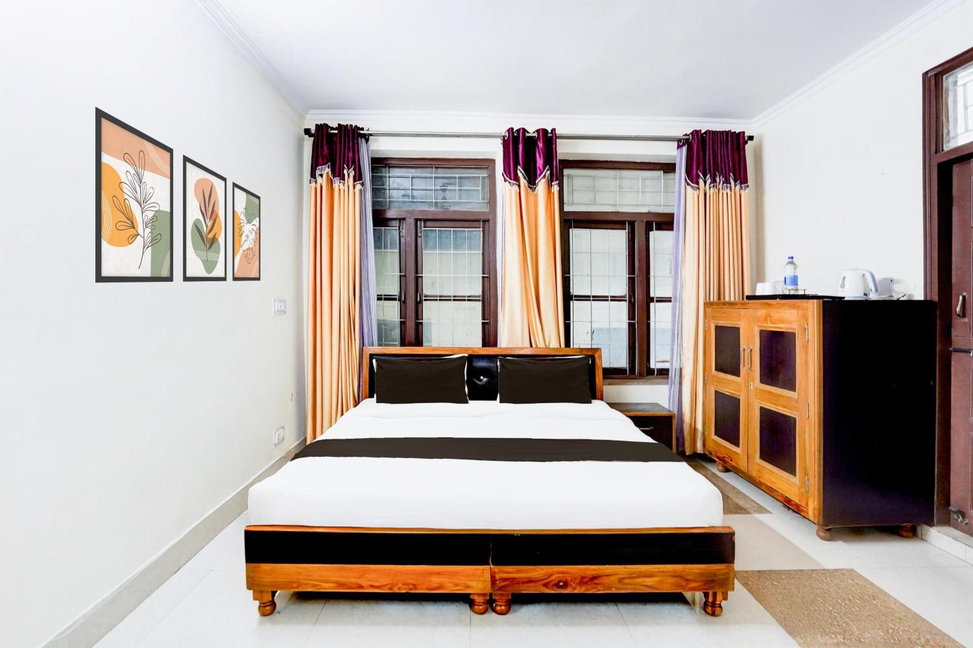 Super Townhouse Mall Road Near Library Chowk Mussoorie Exteriör bild