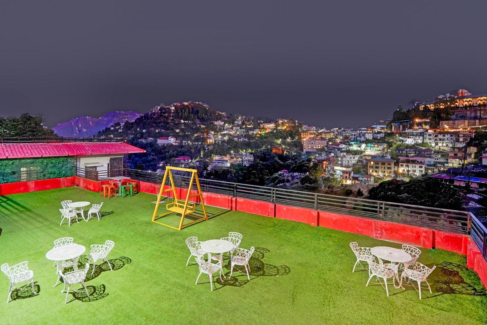 Super Townhouse Mall Road Near Library Chowk Mussoorie Exteriör bild