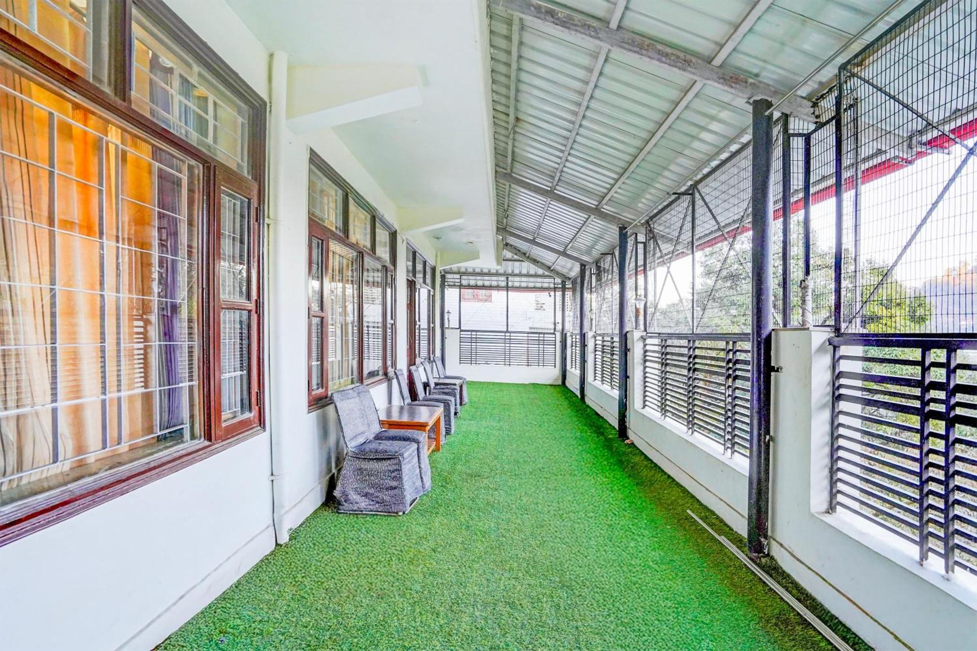 Super Townhouse Mall Road Near Library Chowk Mussoorie Exteriör bild