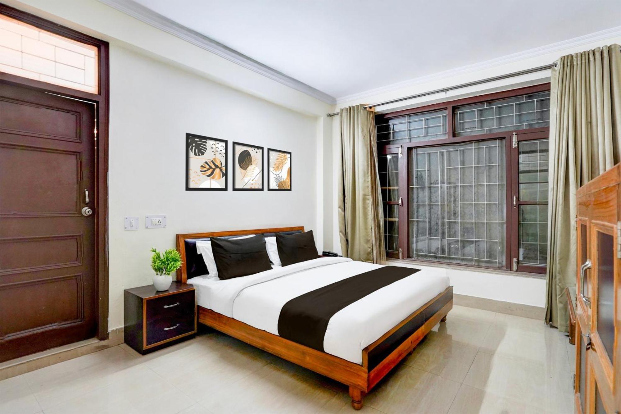 Super Townhouse Mall Road Near Library Chowk Mussoorie Exteriör bild